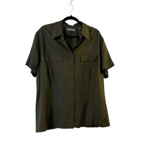 Kate Hill Woman Olive Green Silk Short Sleeve Blouse w/ Pockets, 18W